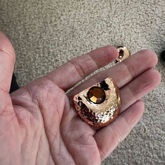 Vintage Hammered Gold and Brownish jewel Statement Earrings - Picture 2 of 3